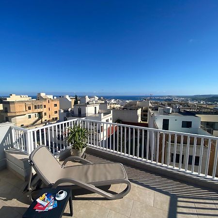 Sunshine Apartments Mellieha - Modern Two Bedroom Penthouse With Terrace エクステリア 写真